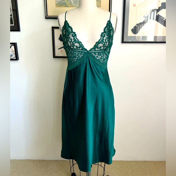 green emerald velvet dress Vintage Victoria Secret Green Washed Silk 2 pc Nightgown and Robe Set –  Modig main image 0